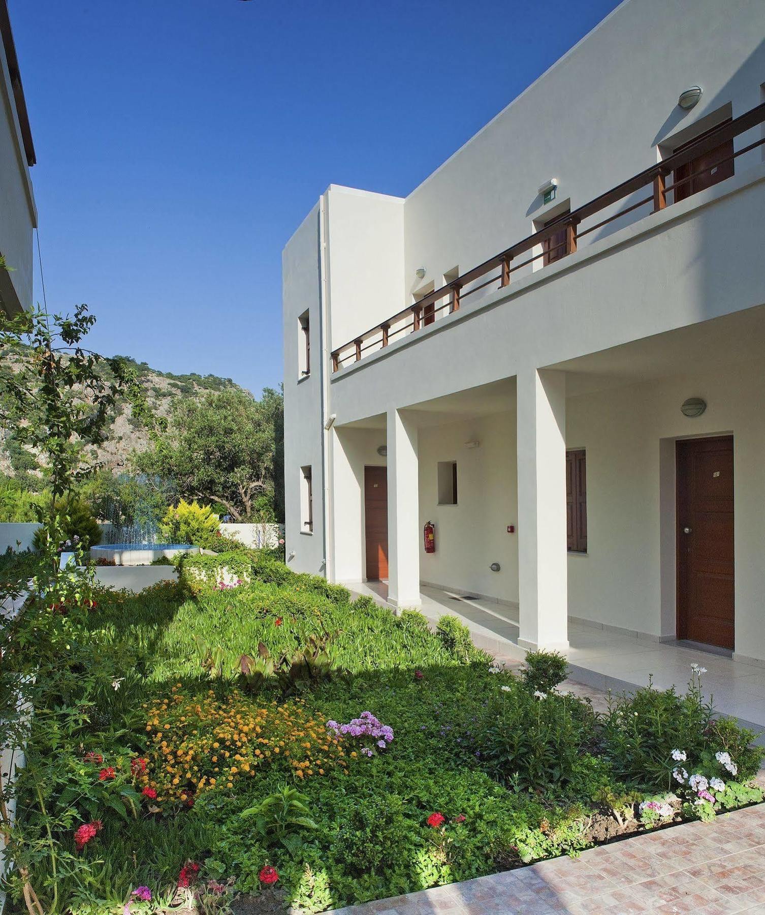 Syia Hotel Сугия Екстериор снимка